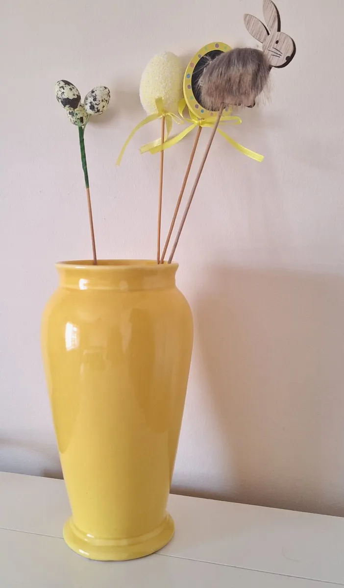 ​Beautiful yellow ceramic vase - Image 1