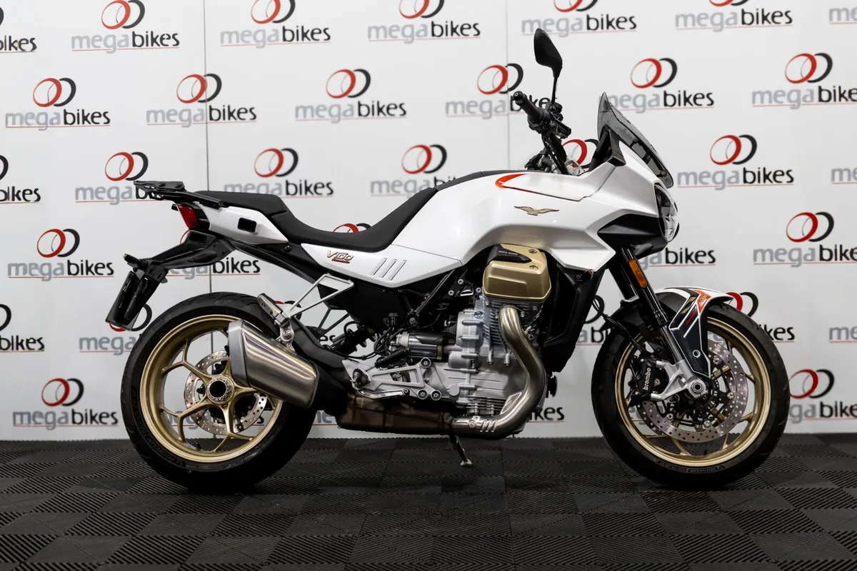 Moto Guzzi V100 2022 - Image 1