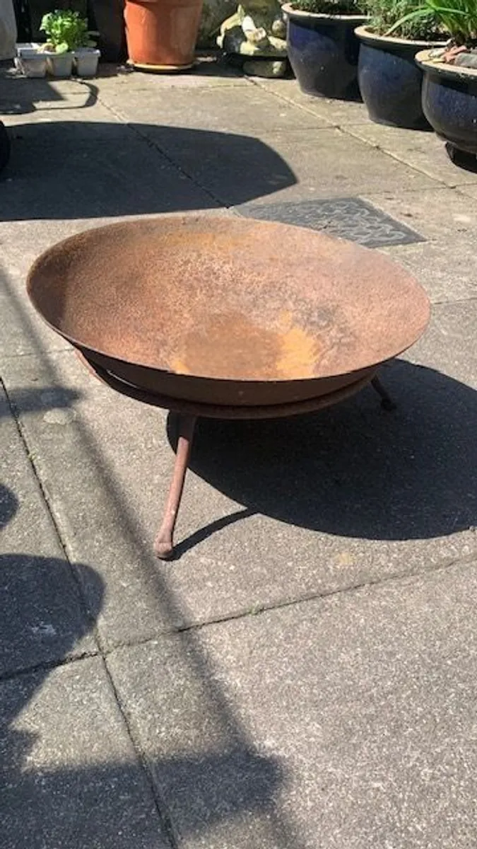 Vintage Metal Fire Pit with stand. - Image 1