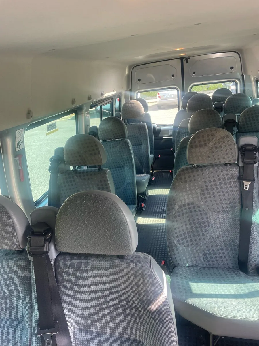 17 seater minibus - Image 4