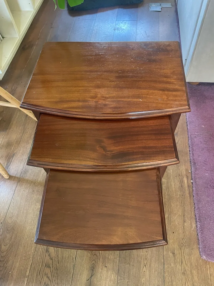 Side table (nest of 3) - Image 1