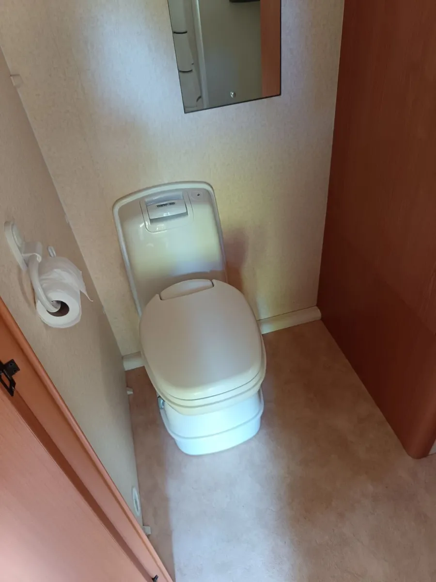 Caravan - Image 3