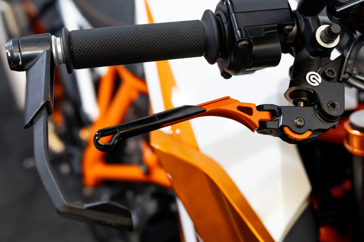 KTM 1290 Superduke R Special Edition 2016 - Image 3