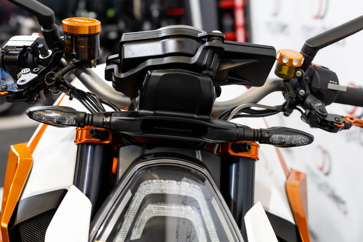 KTM 1290 Superduke R Special Edition 2016 - Image 4