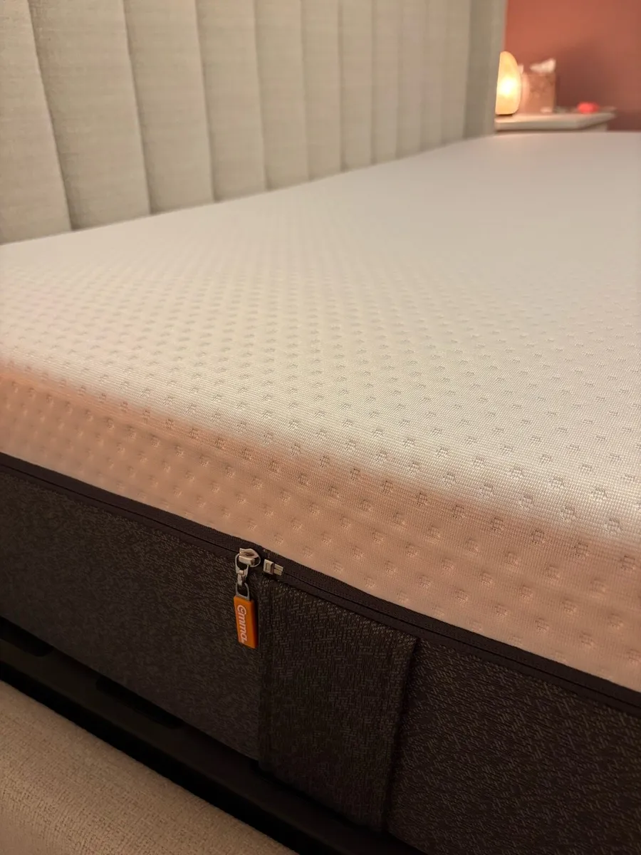 Emma Superking mattress - Image 1