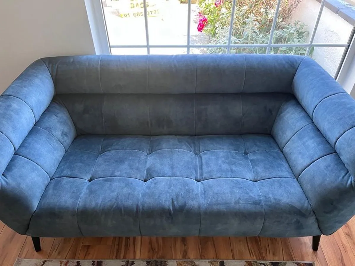 Harvey Norman, Indy Collection 3-seater, 2-seater and foot rest. 5 years old - Image 2