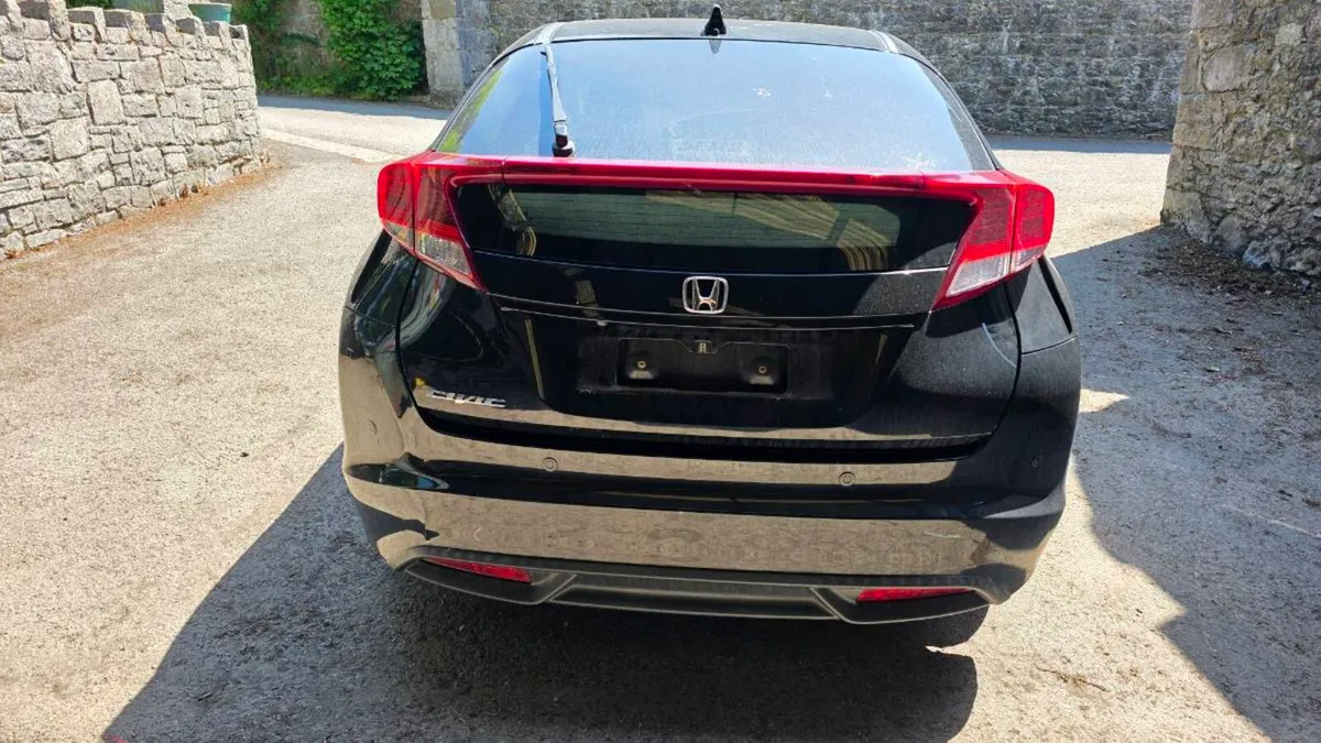 2015 Honda Civic 1.6 Diesel ♻️FOR PART♻️ - Image 4