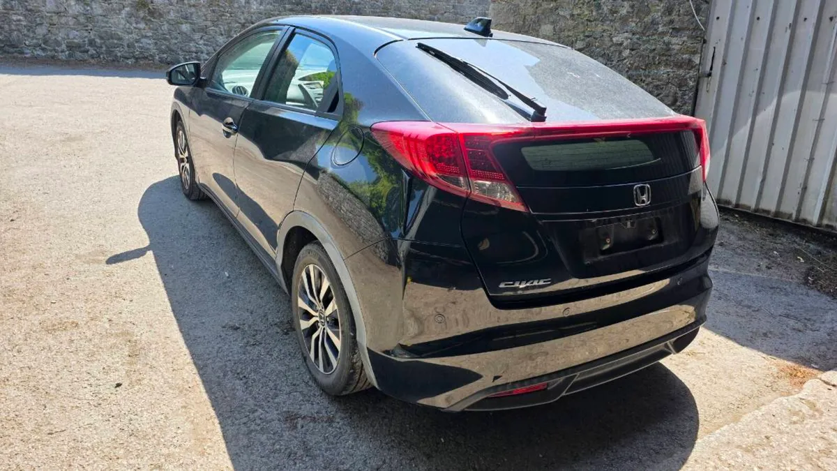 2015 Honda Civic 1.6 Diesel ♻️FOR PART♻️ - Image 3