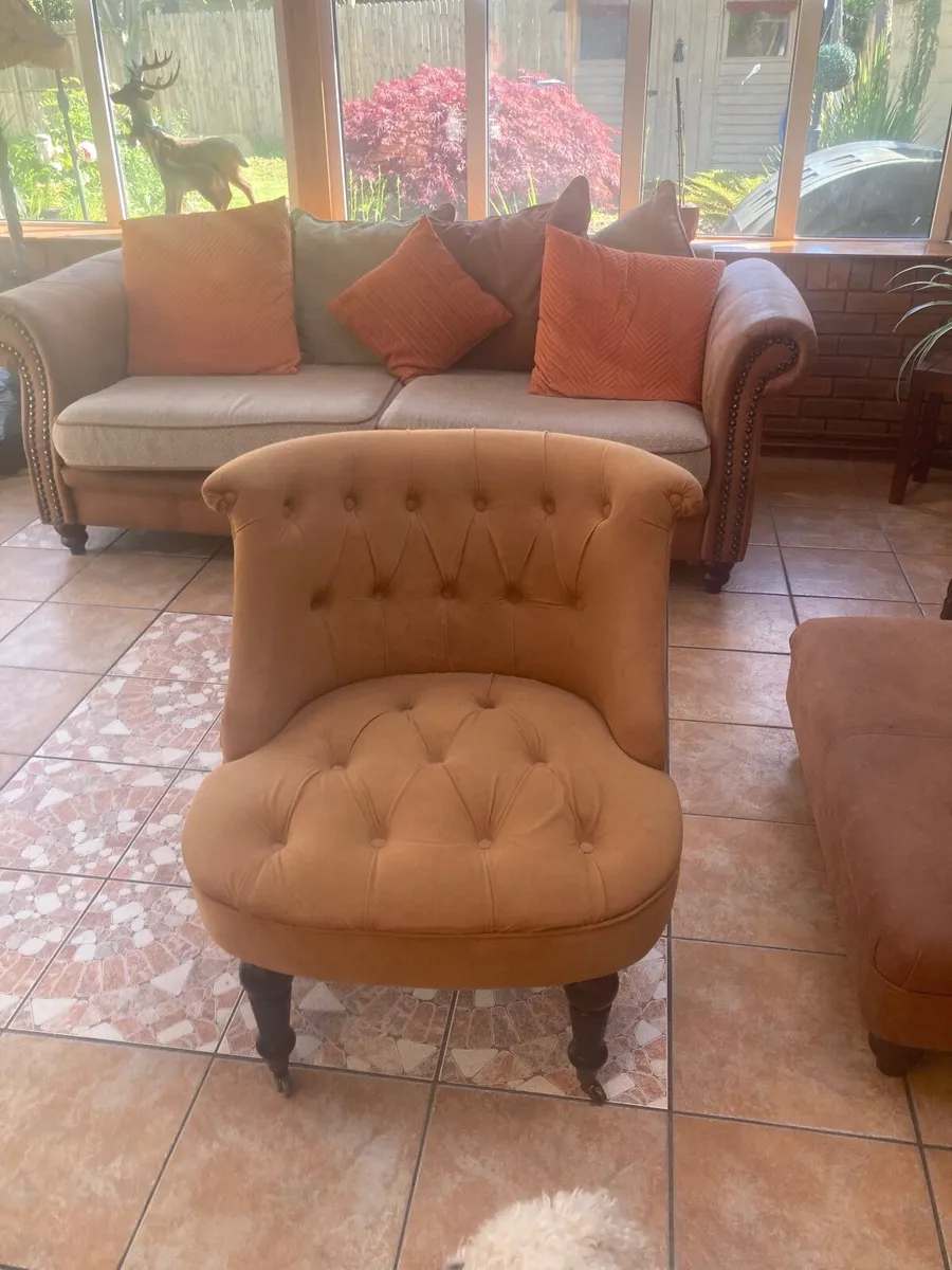 Couch with foot stool - Image 2