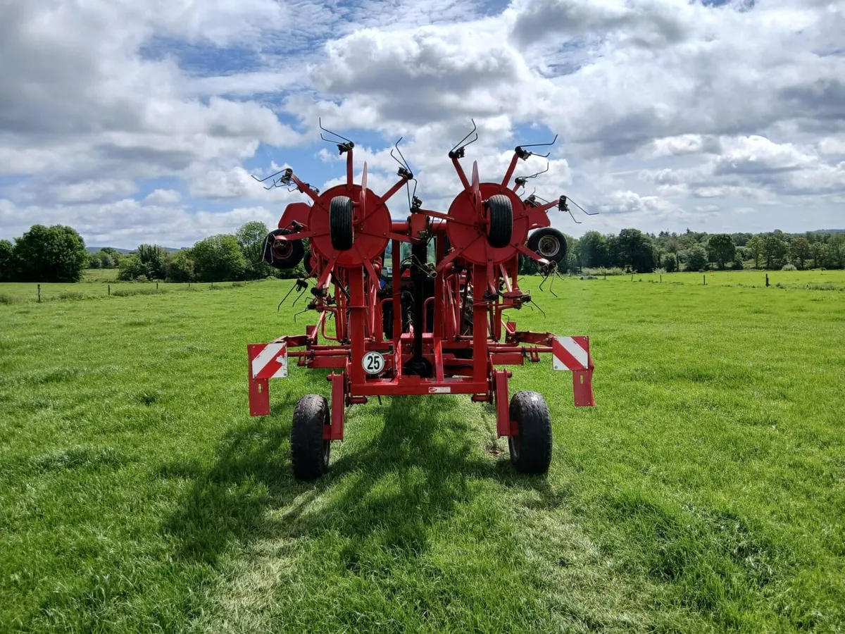 Lely Lotus 1020P Tedder 8 Rotor 2014 - Image 3