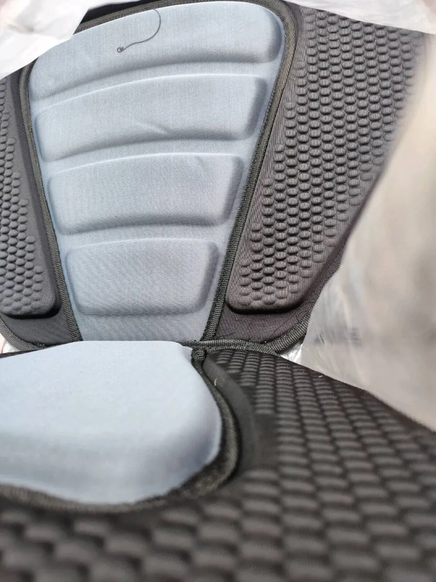 Kayak seat - Image 1