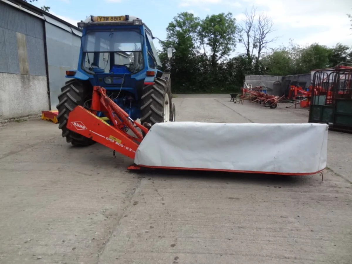 Kuhn GMD600 Side Mounted Disc Mower - Image 3