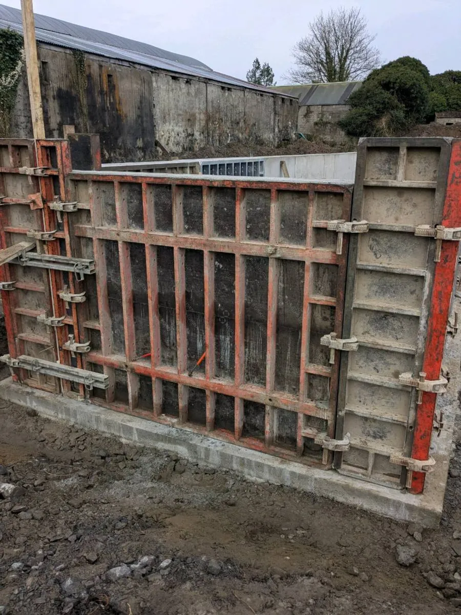 Shuttering Pans - Image 2