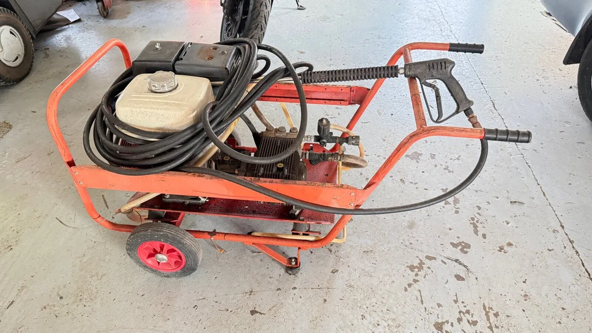 Honda 3000psi Power Washer - Image 1