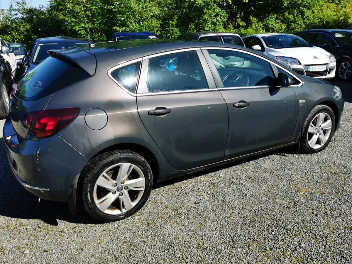 132 Opel Astra 1.7 Diesel Sri - Image 2