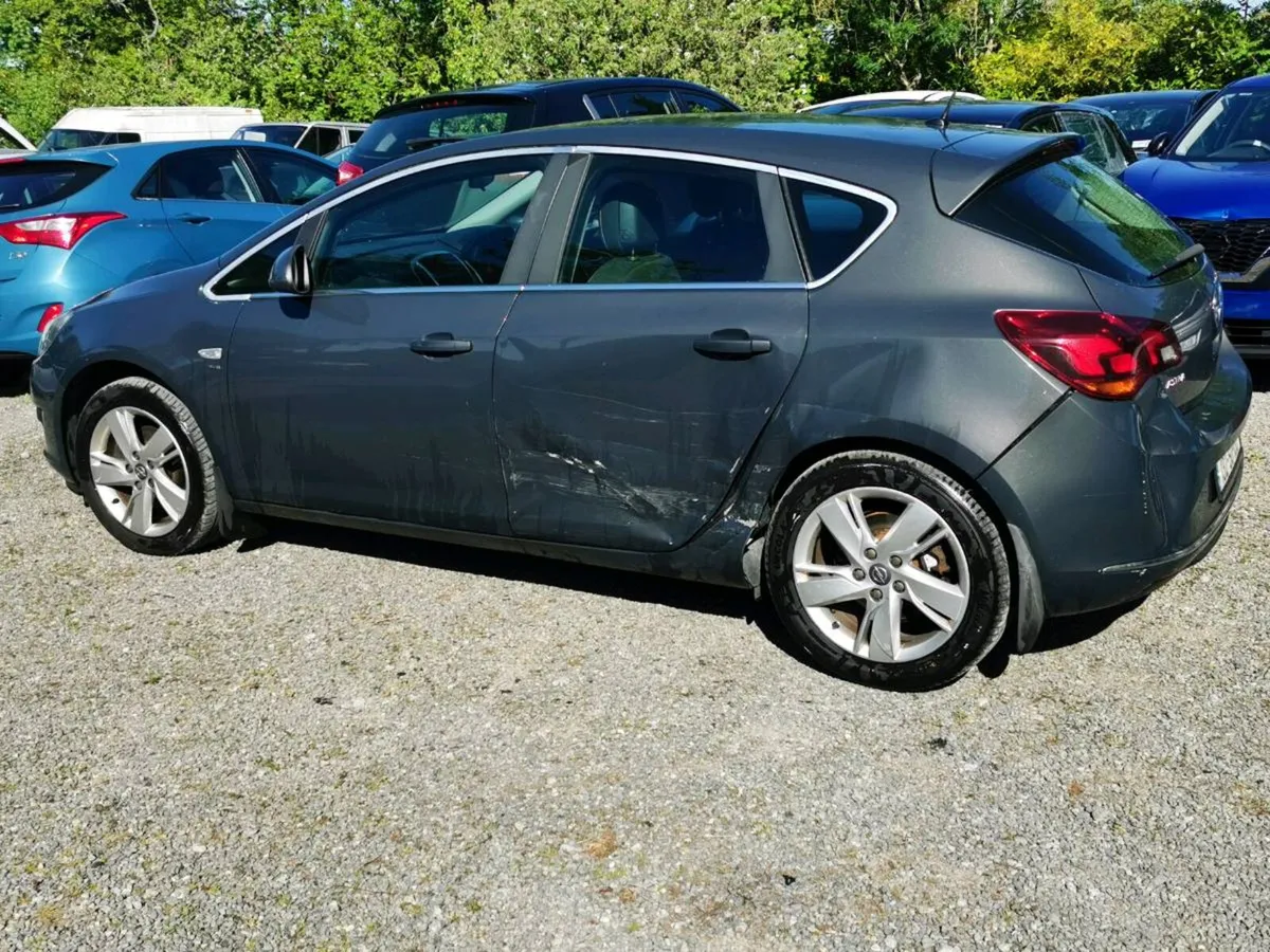 132 Opel Astra 1.7 Diesel Sri - Image 3