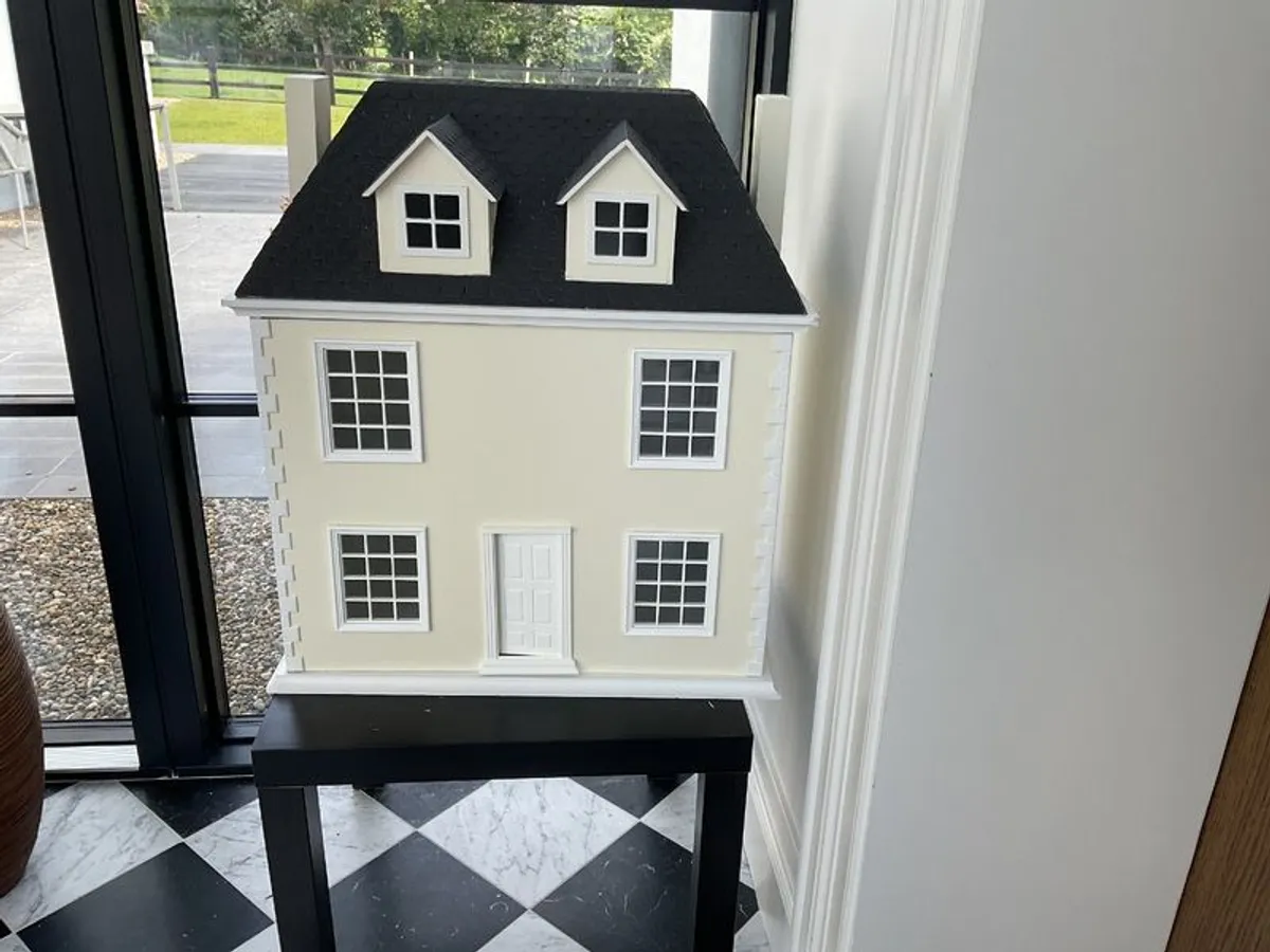 Dolls House - Image 1
