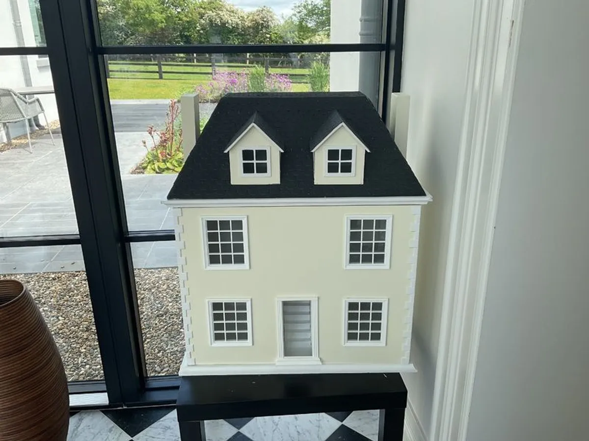 Dolls House - Image 3
