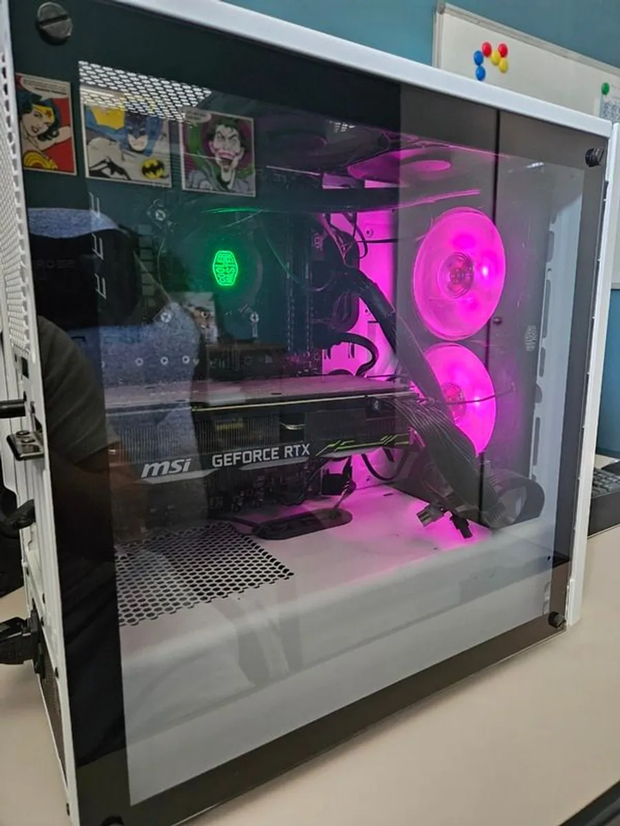 Gaming PC - RTX 2080 / i7-9700K - Fresh Windows 11 Install - Excellent Condition - Image 3
