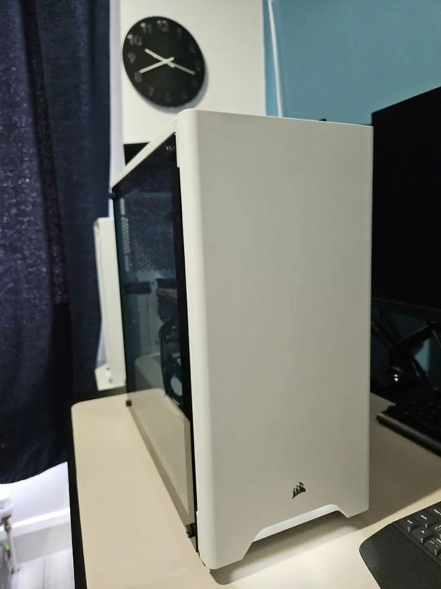 Gaming PC - RTX 2080 / i7-9700K - Fresh Windows 11 Install - Excellent Condition - Image 1