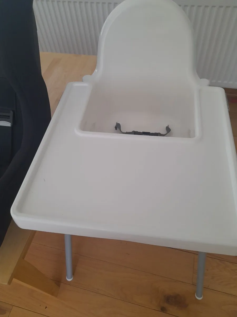 Baby high chair and car seat - Image 4