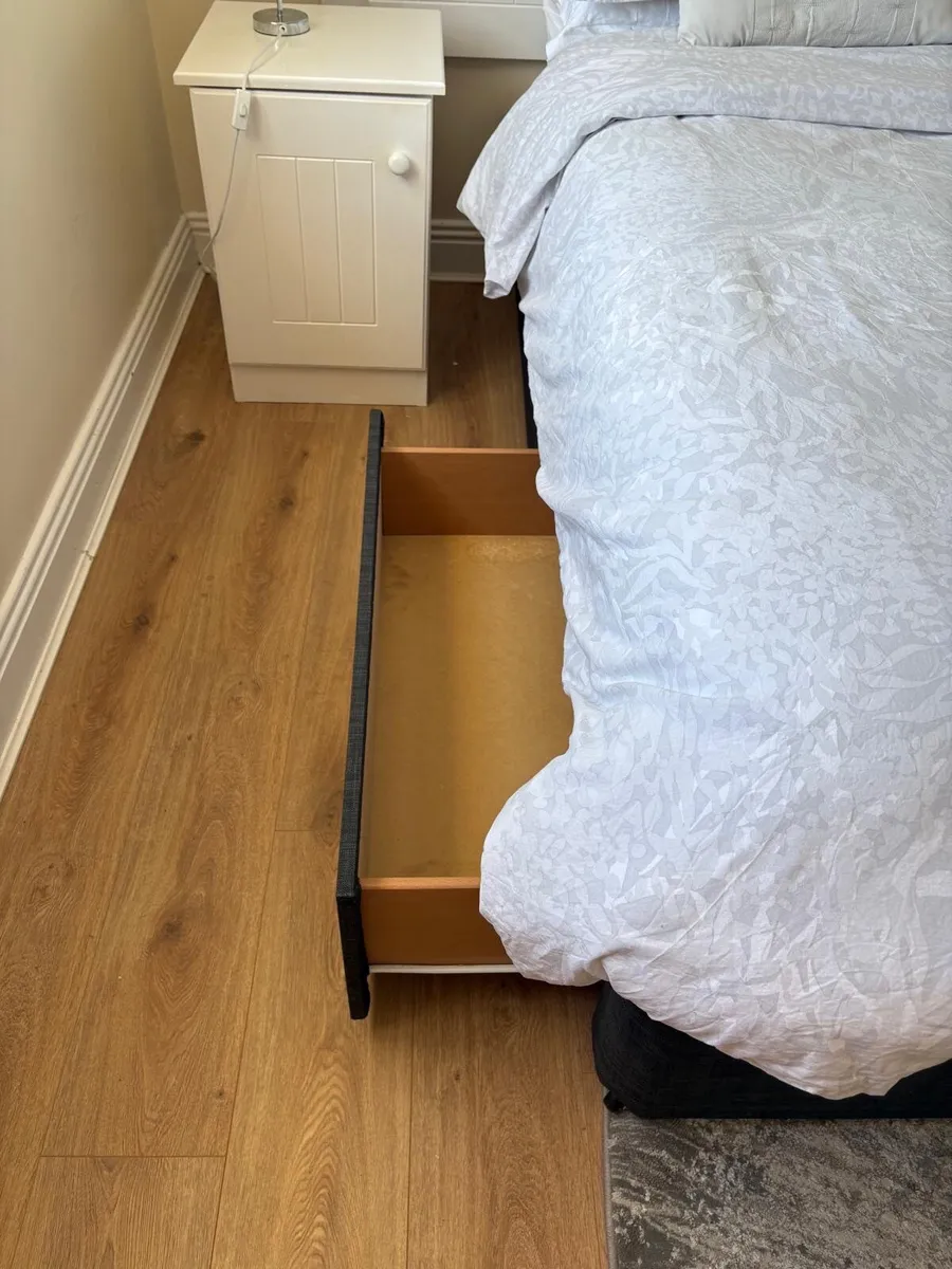 Excellent condition king size base/bed - Image 2