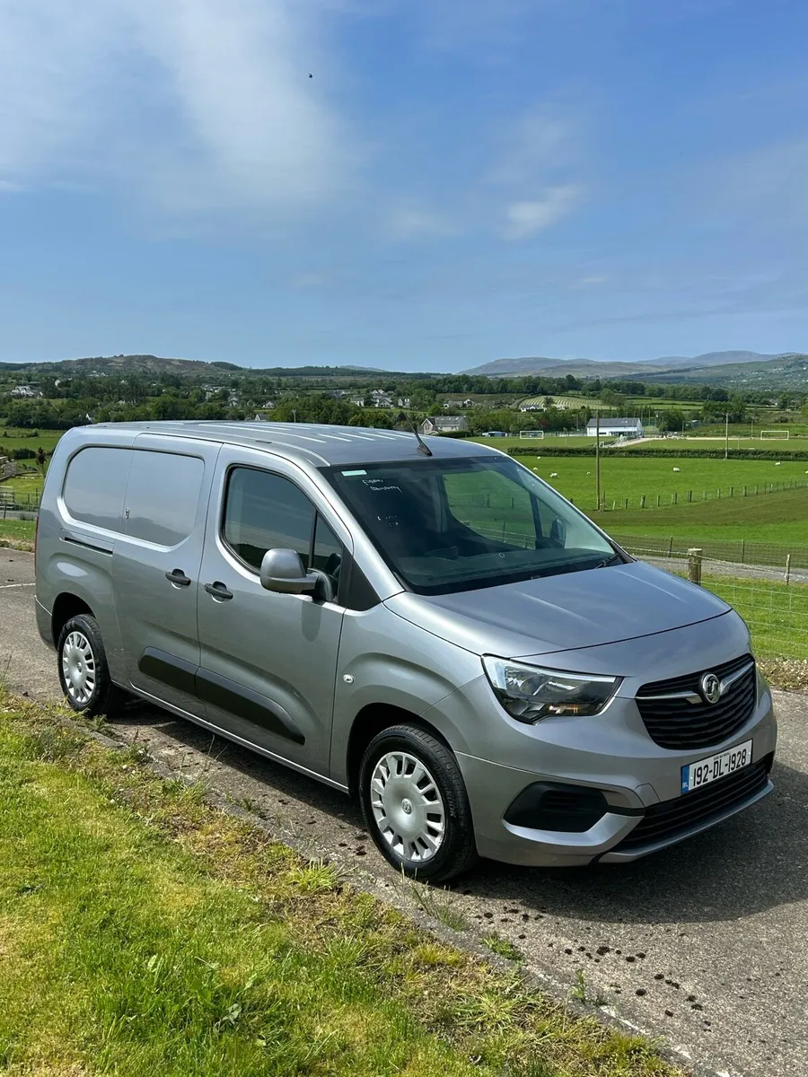 2019 Vauxhall Combo 1.6 3 seats - Image 1