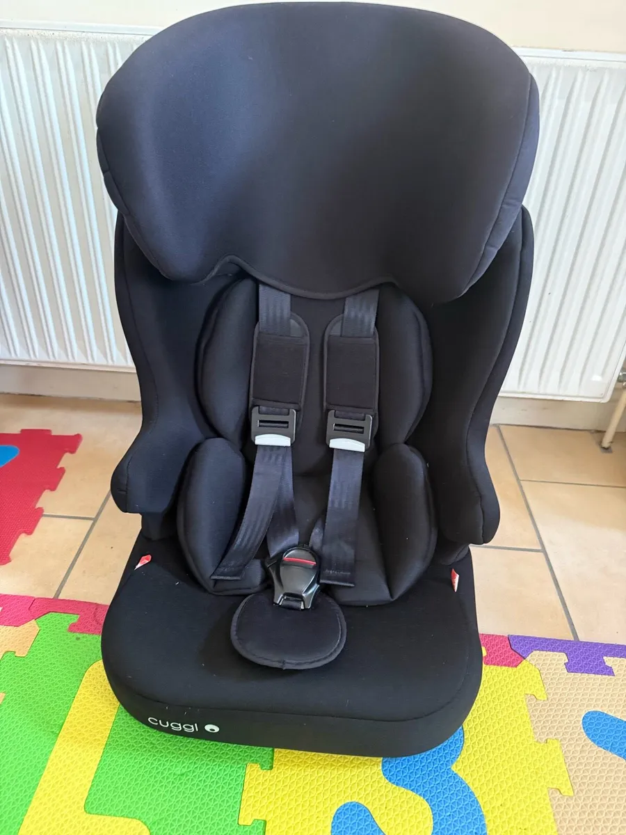 Child Car seat - Image 1