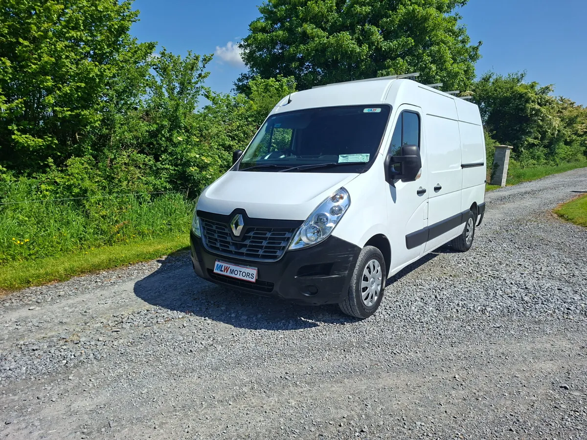 Renault Master 182 2.3 DCI MWB Excellent Condition - Image 4