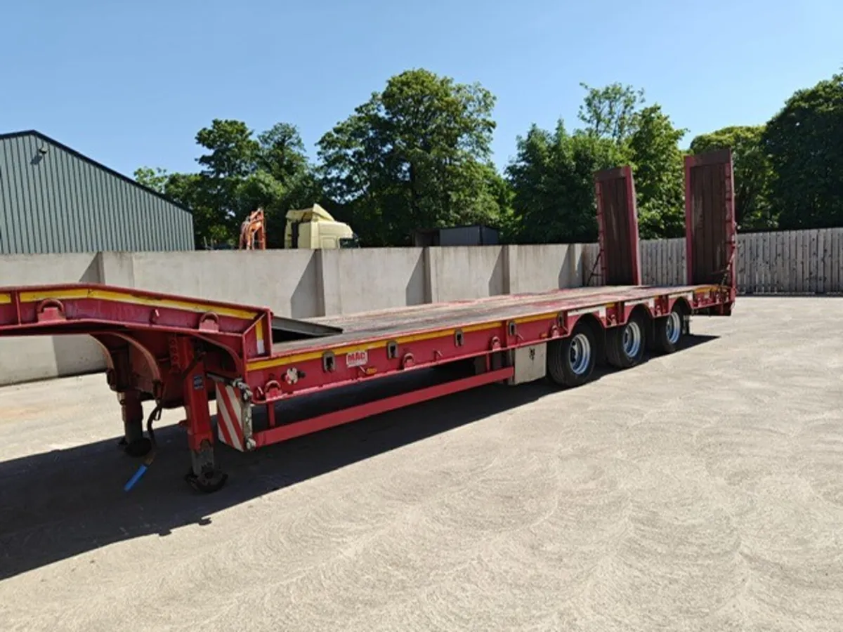 2019 MAC MAC-S3-44 Tri Axle Low Loader - Image 3