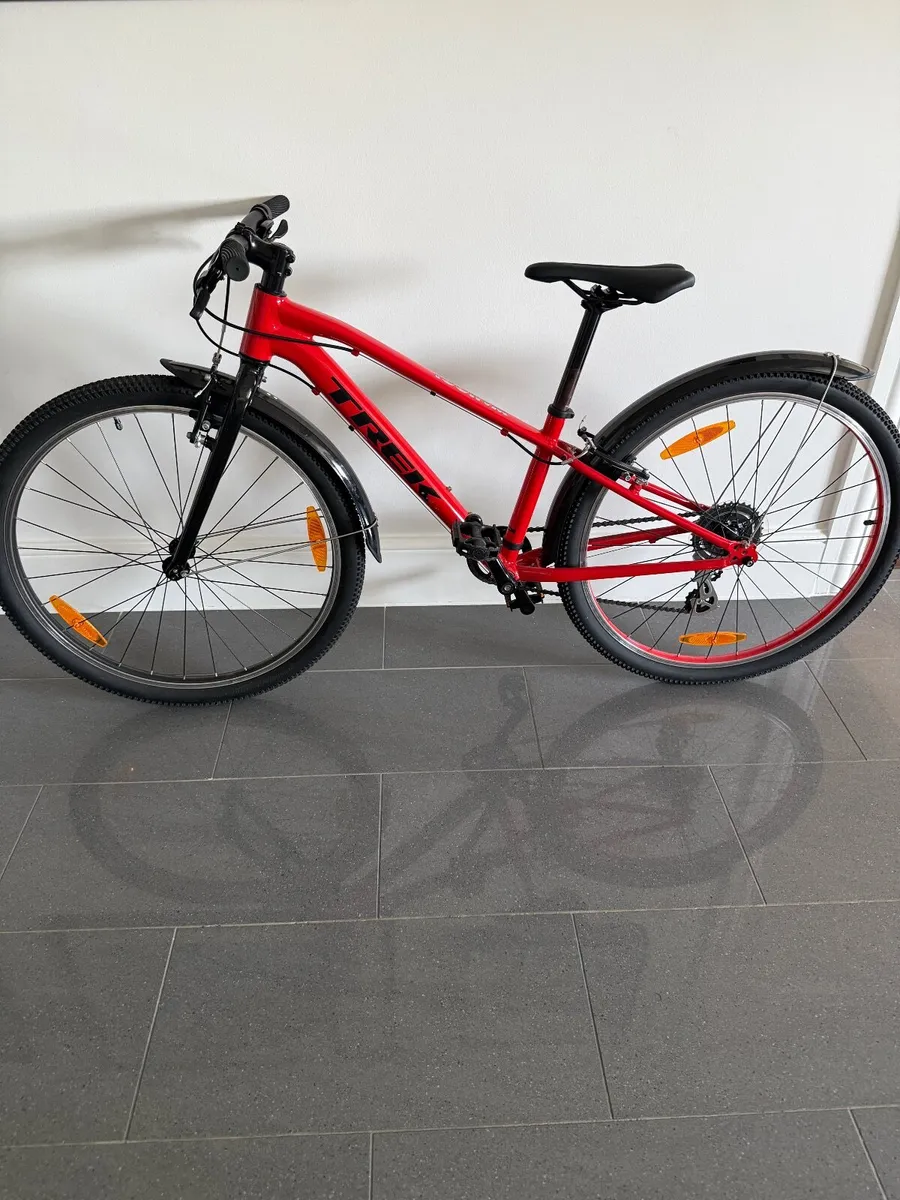 Trek Wahoo Junior 24" Bike - Image 1