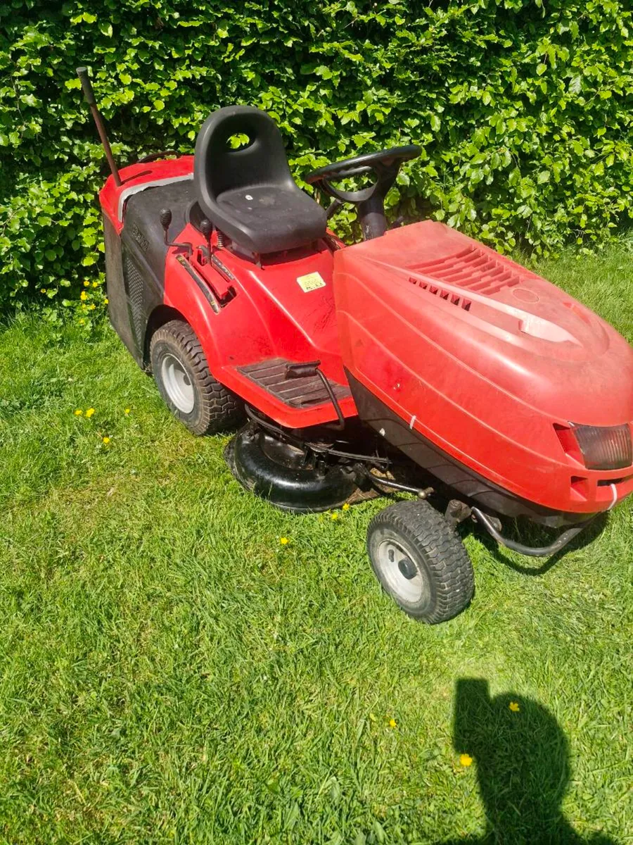 Castlegarden ride on mower Delivery available - Image 1
