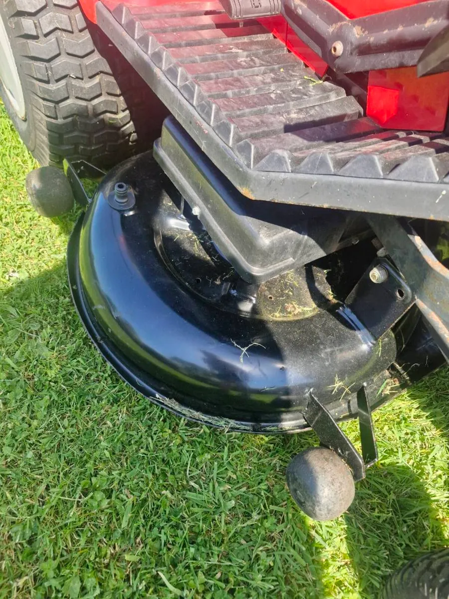 Castlegarden ride on mower Delivery available - Image 3