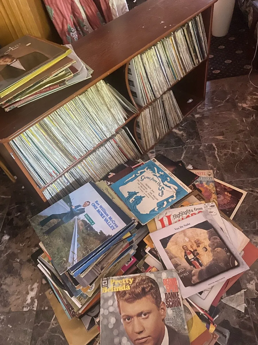 Complete vinyl collection - Image 1