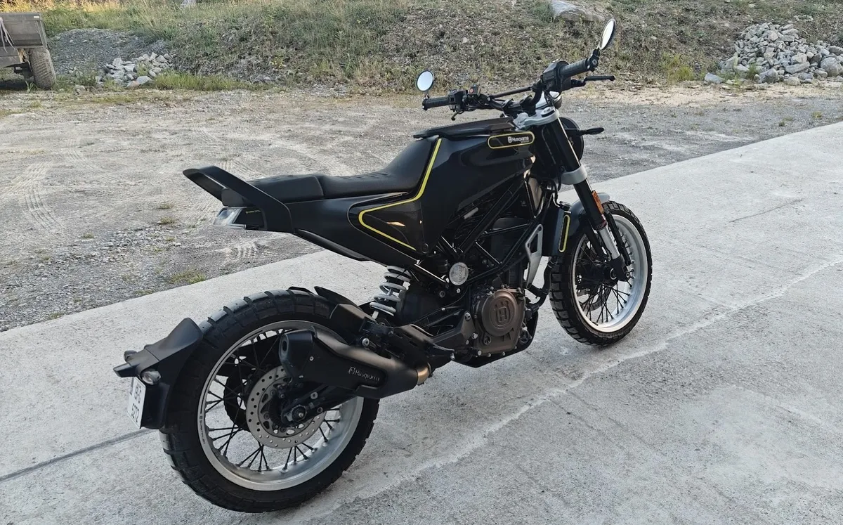 Husqvarna Svartpilen 401 - Image 2