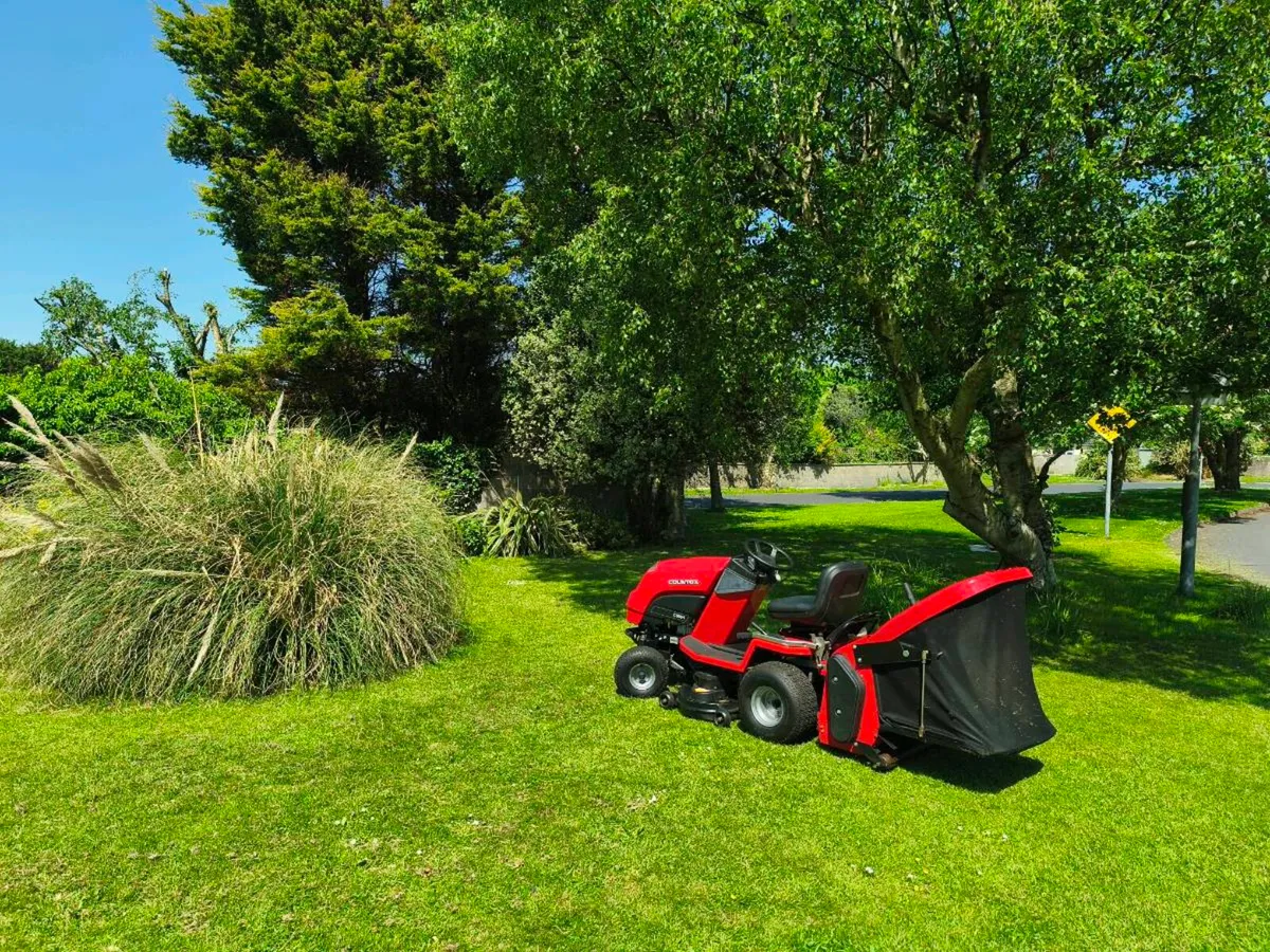 Garden Tractor - Image 2