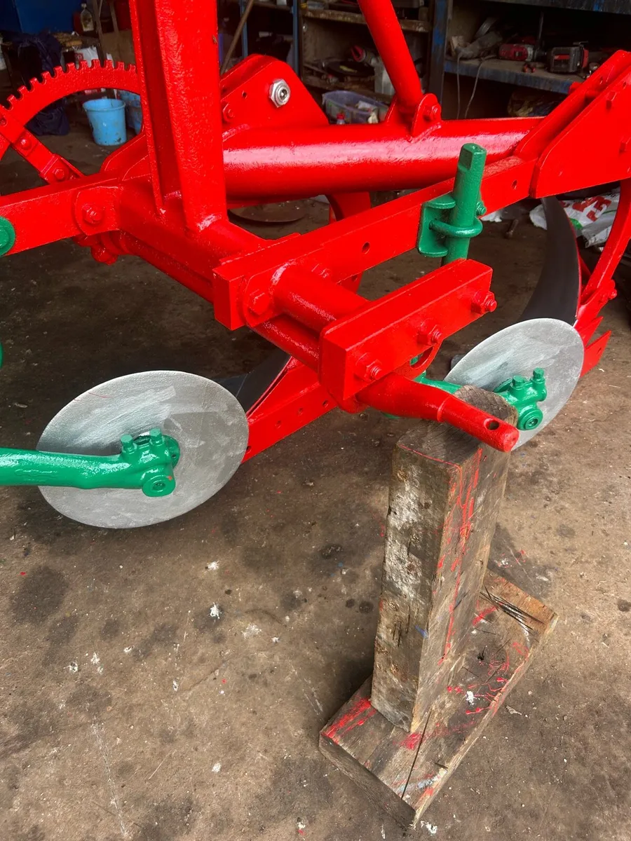 Kvernland plough - Image 1