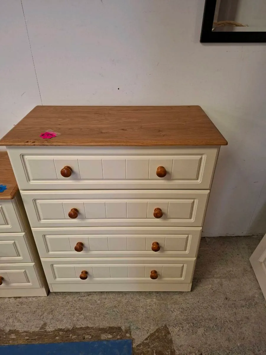 CHEST OF DRAWERS - Image 1