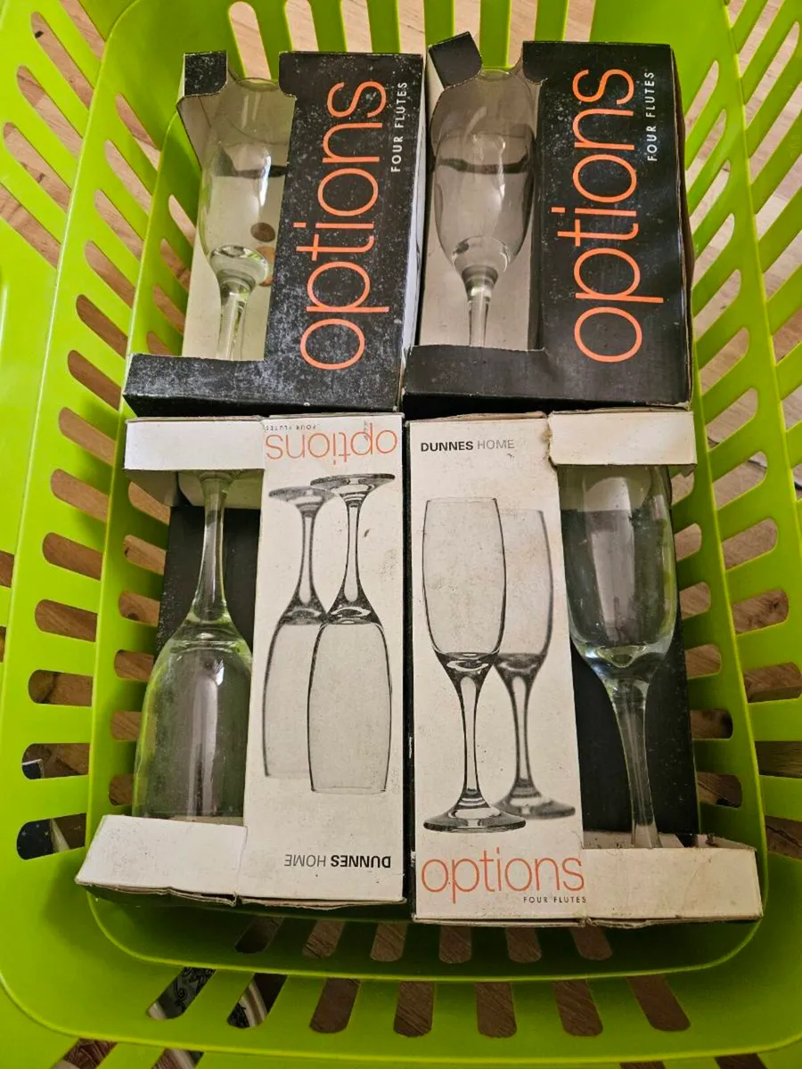 5 Boxes of Dunnes Wine Flutes - Image 1