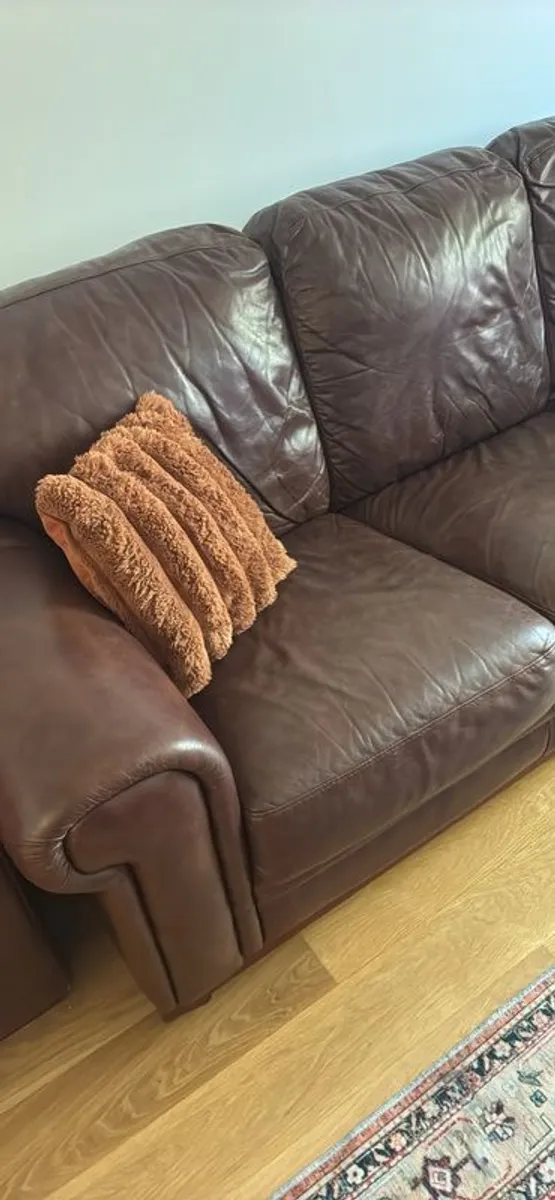 Brown leather 3 seater and 1 seater - Image 4