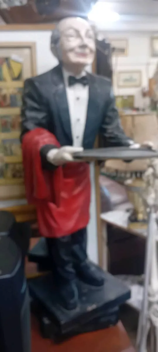 3ft Waiter Statue With Menu Holder