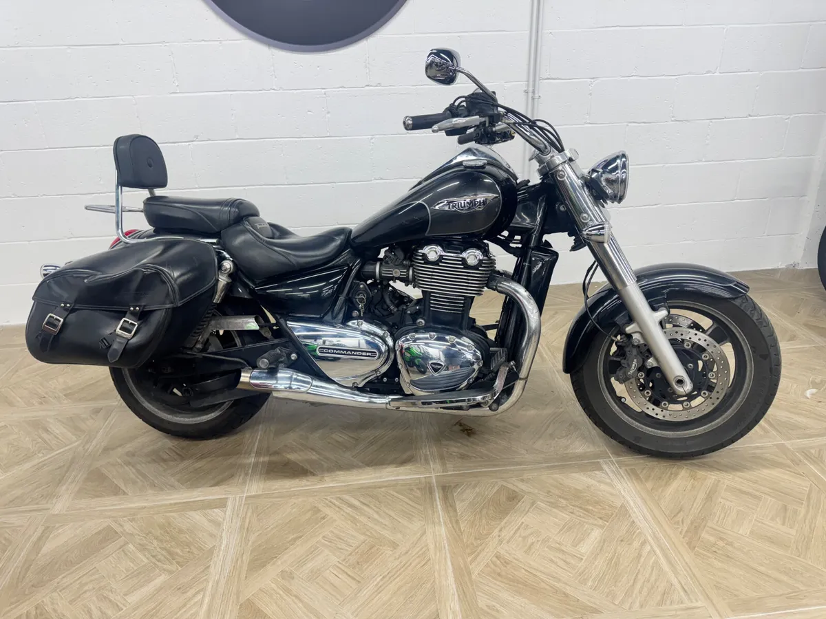 Triumph Commander  2014 - Image 2
