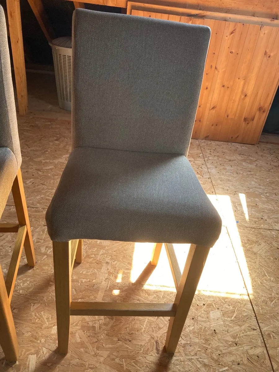 Kitchen island  stools - Image 1