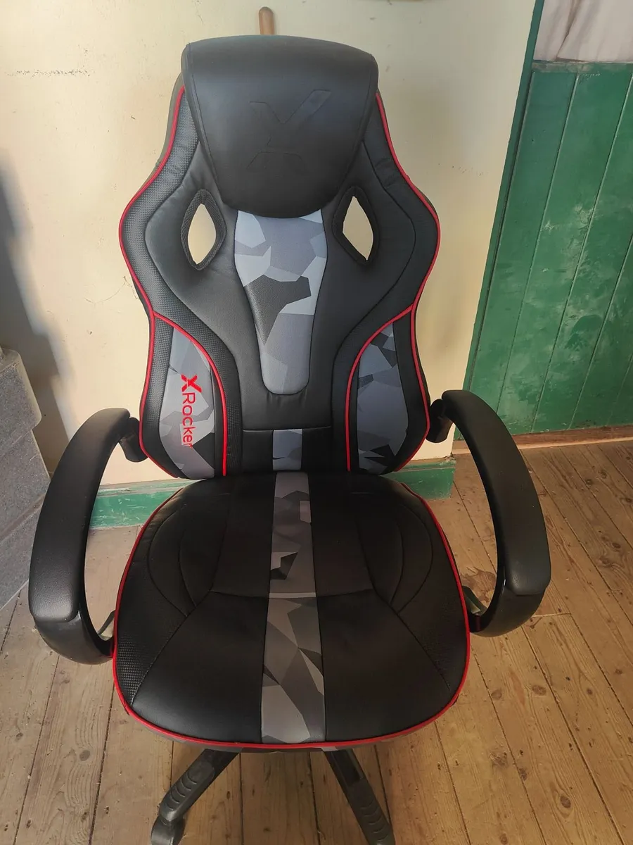 Gaming chair