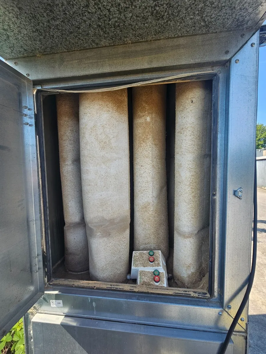 Dust extractor - Image 4