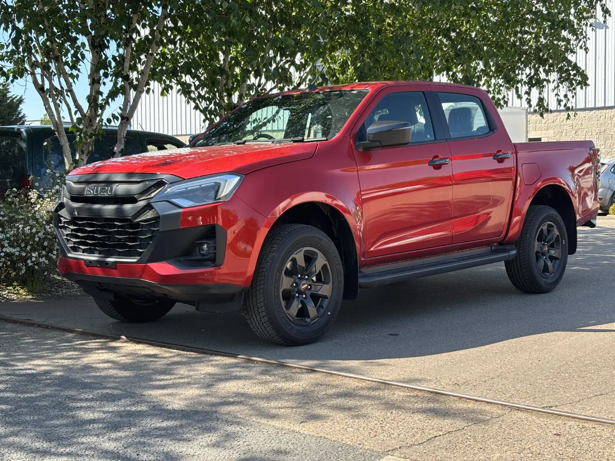ISUZU D-MAX LSE - Image 1