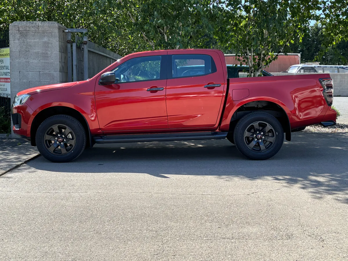 ISUZU D-MAX LSE - Image 3