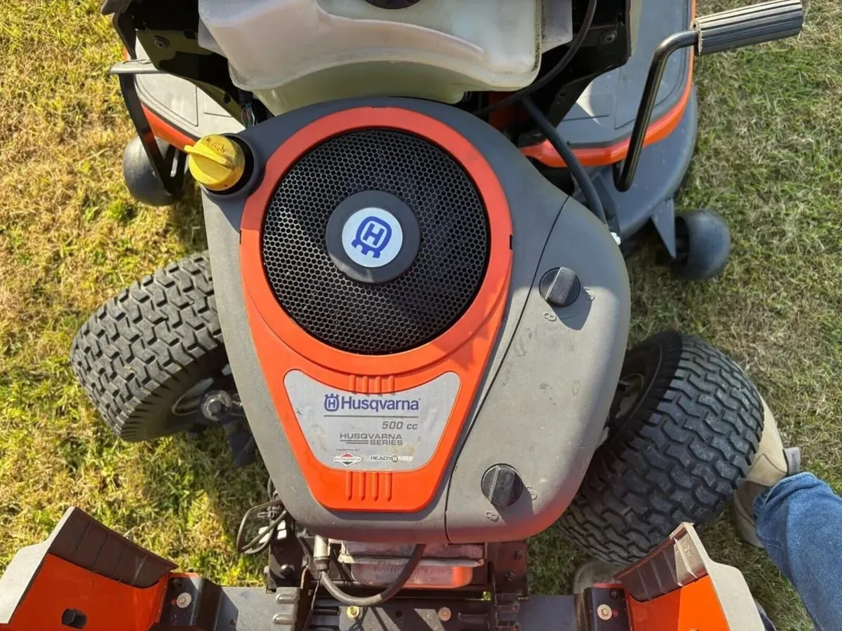 Husqvarna ride on lawnmower - Image 4