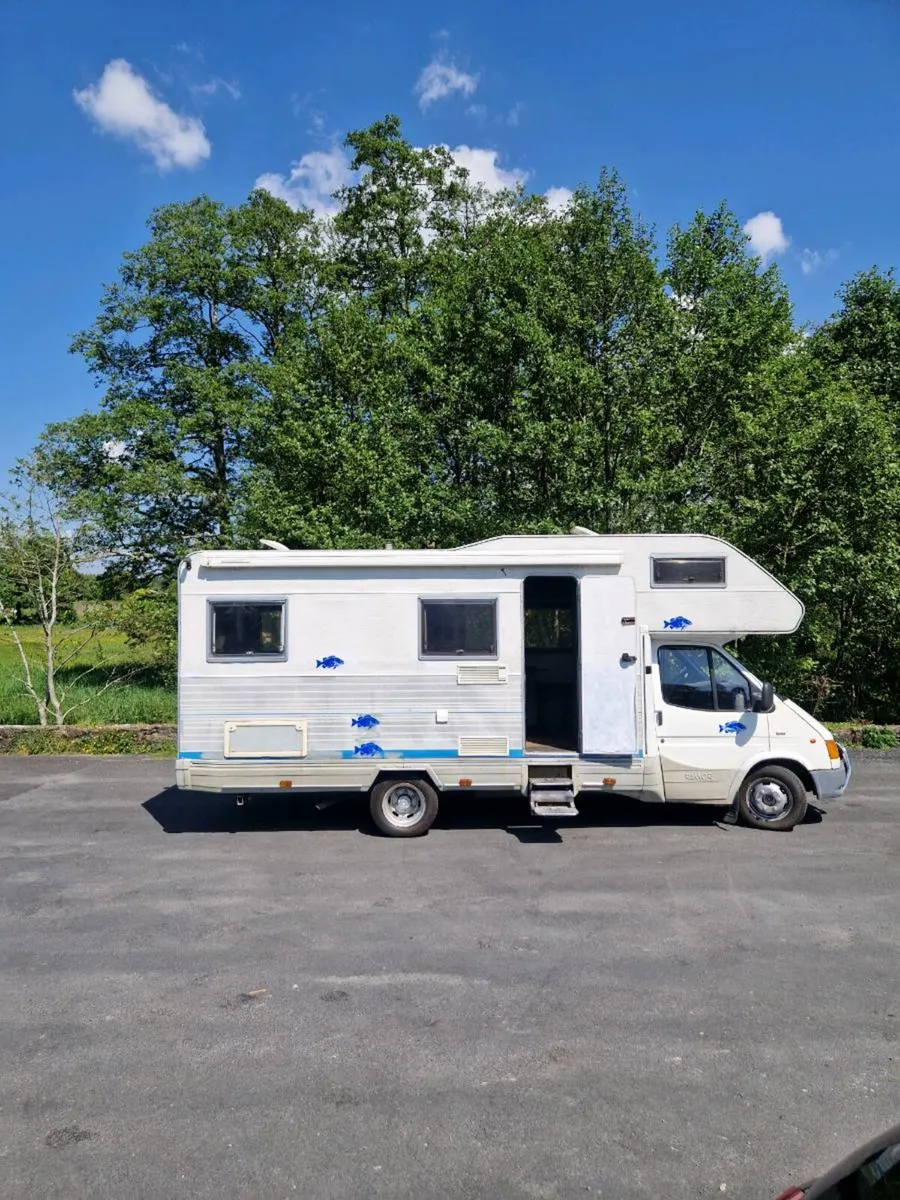 Camper - Image 2