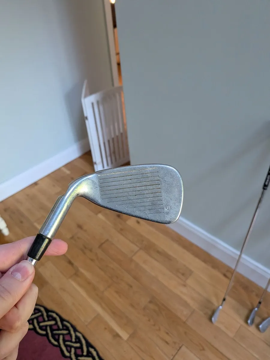 Ping G400 irons 4-PW - Image 2